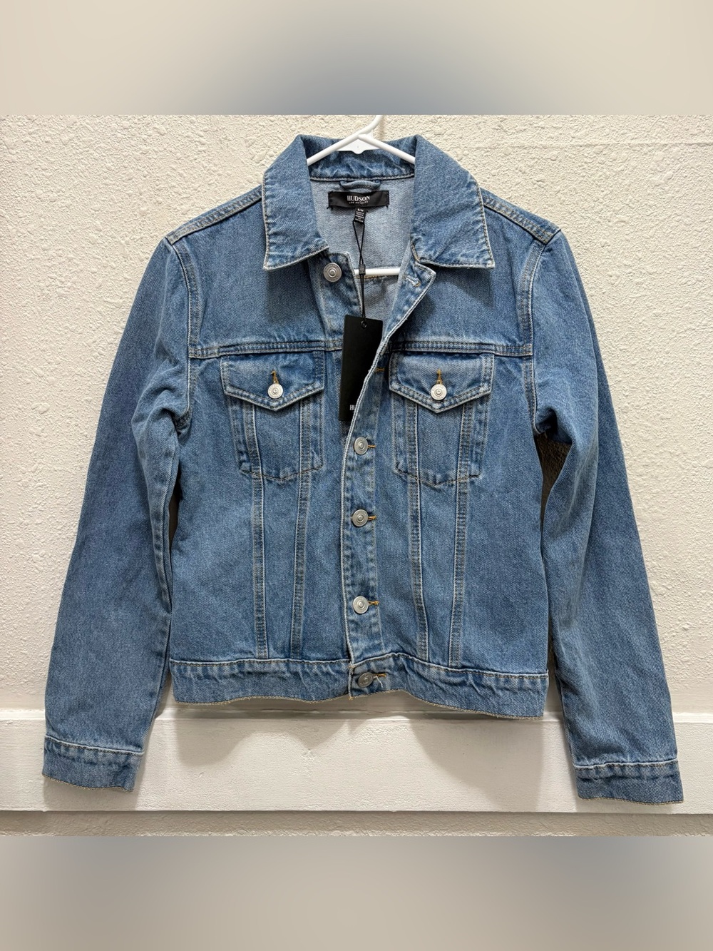 Hudson Classic Fitted Trucker Denim Jacket in Blue Tahoe NWT S
